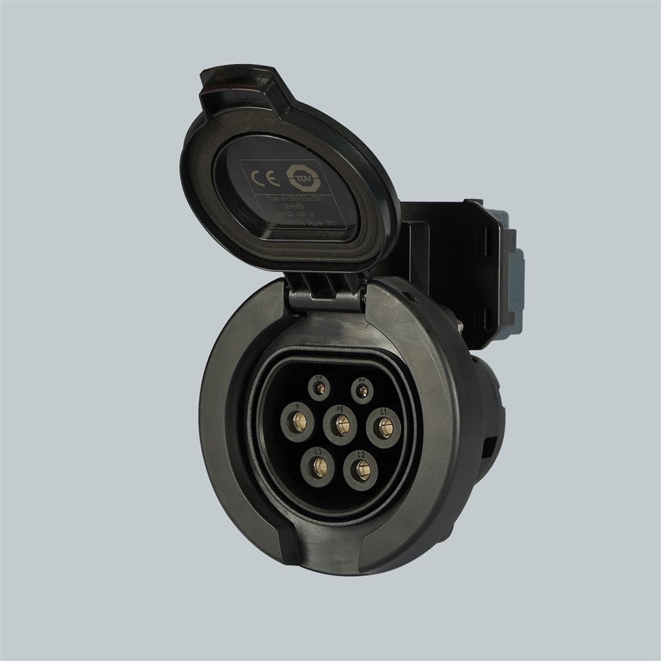 Soket dinding untuk pengisi daya EV